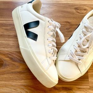 Veja campo sneakers worn once. Size 7